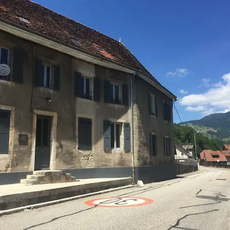 Logis Despeignes Les Échelles